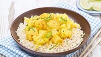 Recept: Vegetarische Thaise gele curry met bloemkool en aardappel