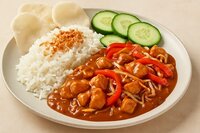 Recept: Kip met satésaus en rijst