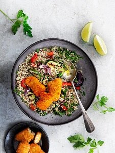 Recept: quinoasalade met gegrilde groenten en vegan nuggets van ProLaTerre