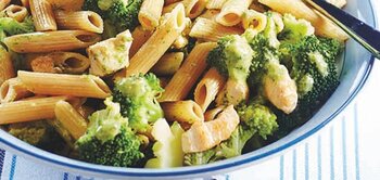 Recept: Penne met knoflookkip en broccoli